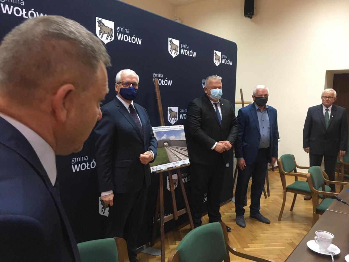 Podpisano umowę na budowę śródmiejskiego obejścia Wołowa