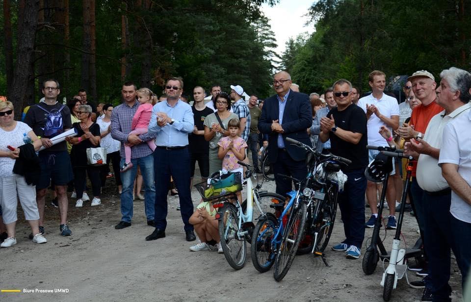 Nowa trasa rowerowa połączyła powiaty trzebnicki i milicki