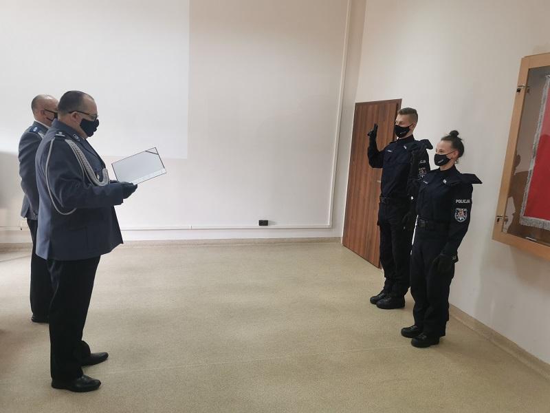 Nowi funkcjonariusze rozpoczynają pracę w wołowskiej policji