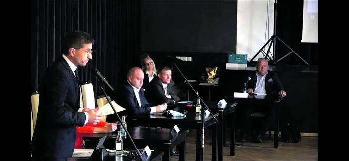 Czy to jednak koniec powiatowego szpitala? Kto i komu go przehandlował?