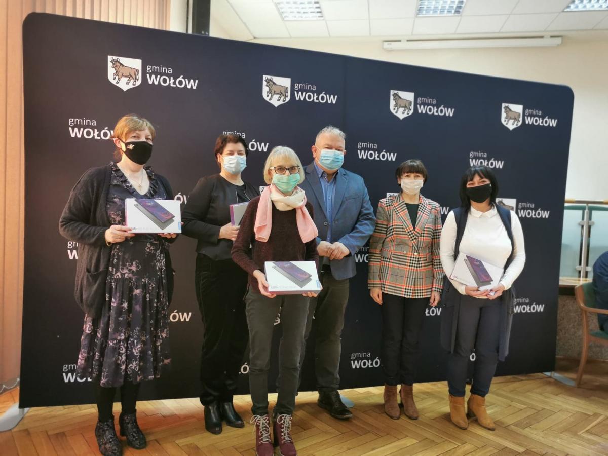 Nagrody dla szkół za udział w kampanii społecznej