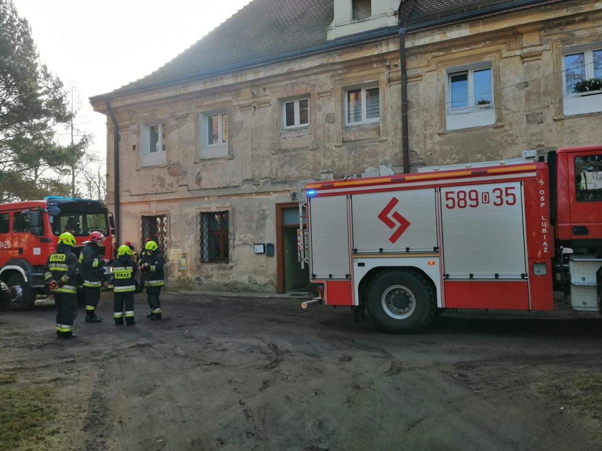 Paliło się w budynku na placu Klasztornym