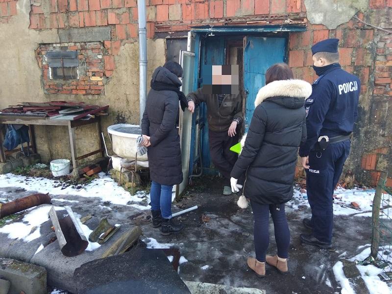 MOPS i policja kontrolowali miejsca, w których mogą przebywać bezdomni