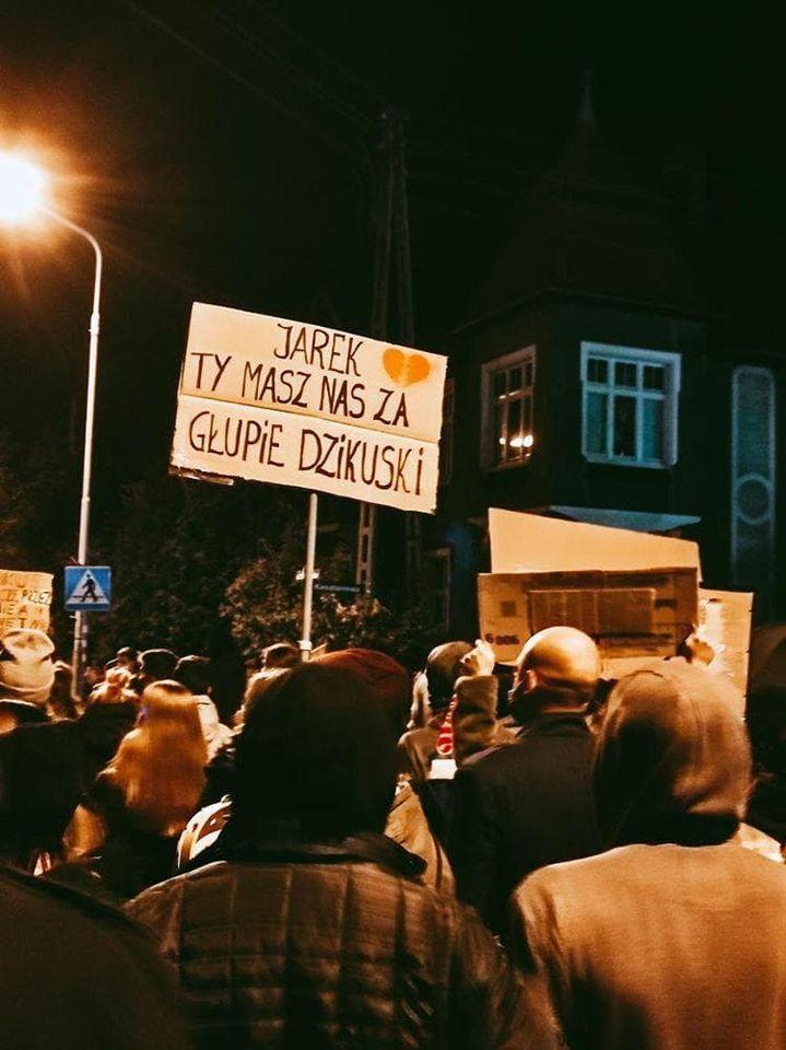 Czy organizatorzy strajku kobiet  i policja usłyszą zarzuty?