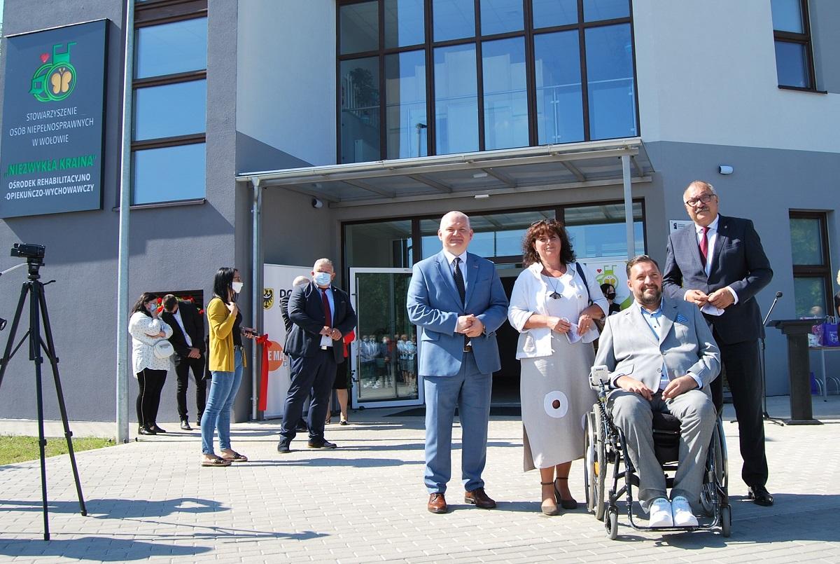 „Niezwykła Kraina” pomoże osobom z niepełnosprawnościami