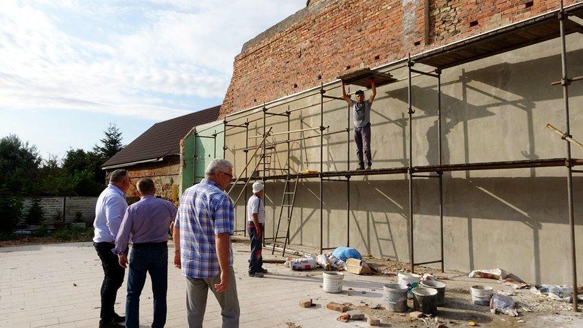 Dobiega końca remont świetlicy w Mojęcicach