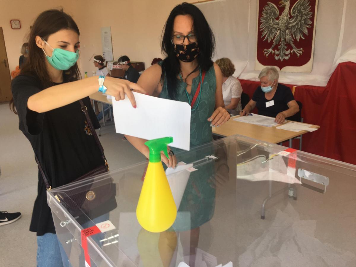 Trwają wybory prezydenckie. Frekwencja wyborcza na godzinę 17