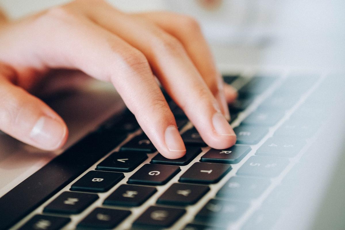 Kontaktuj się z Urzędem Skarbowym przez internet – informacja dla podatników