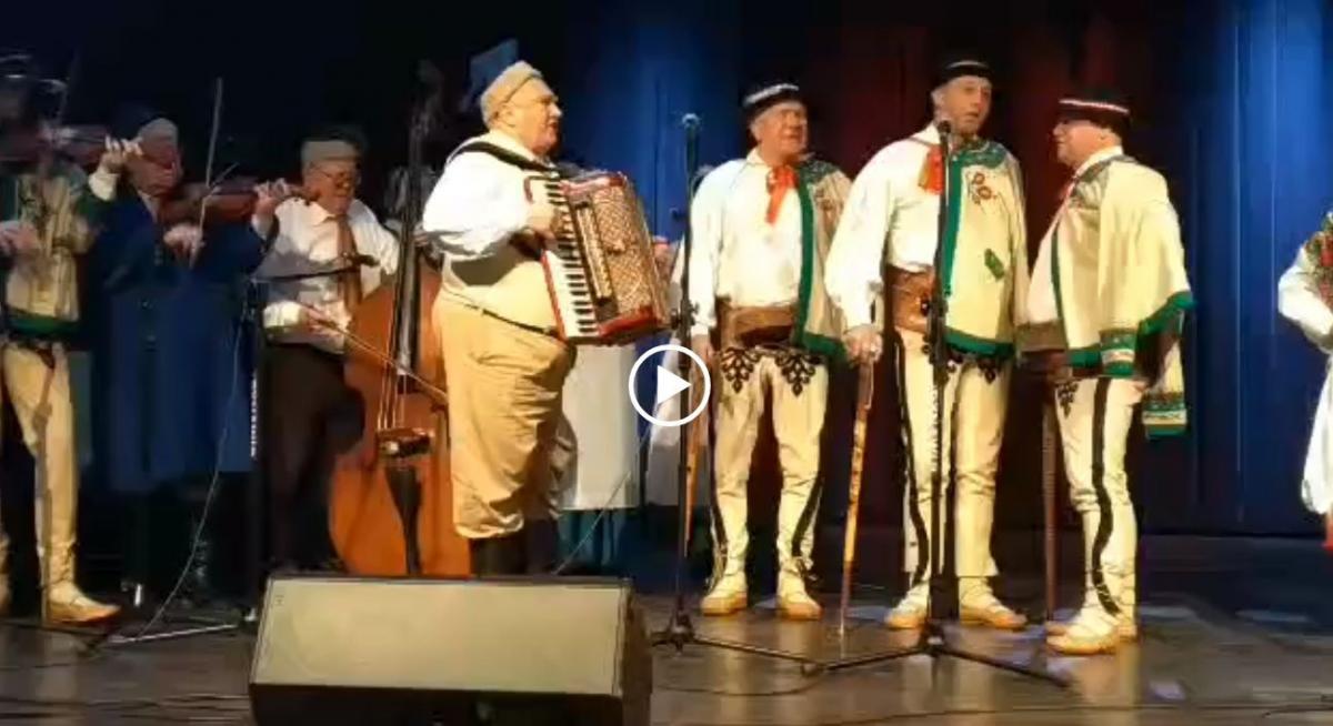 Gala Kresowa. Tańczyli i śpiewali na wołowskiej scenie [wideo]