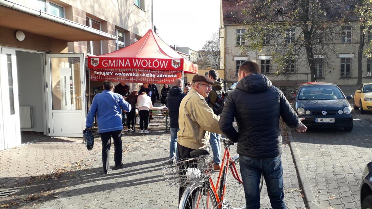 W obronie szpitala [wideo]
