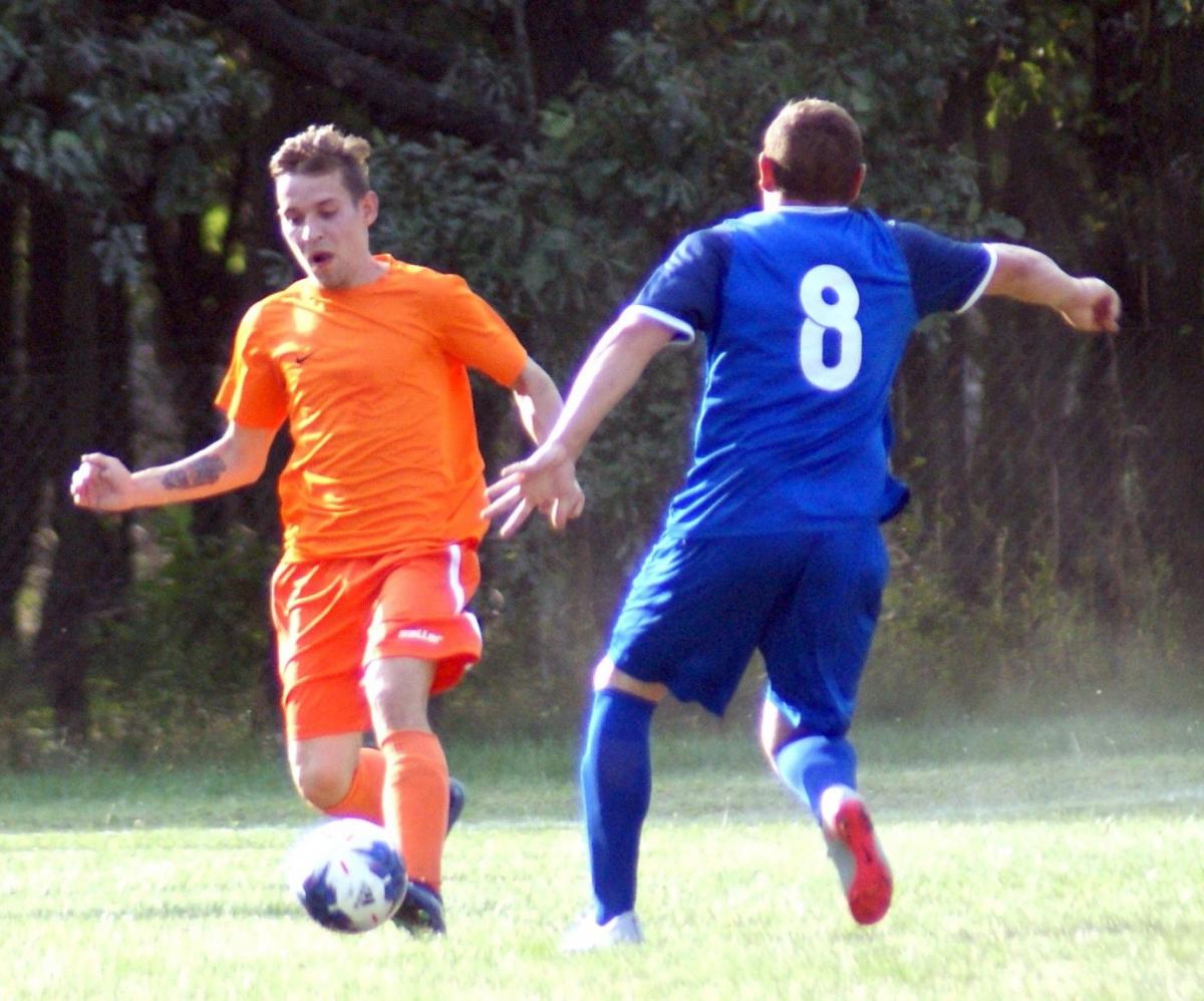 Derby oczywiście rządzą się swoimi prawami, ale żeby aż tak! Klasa A i B