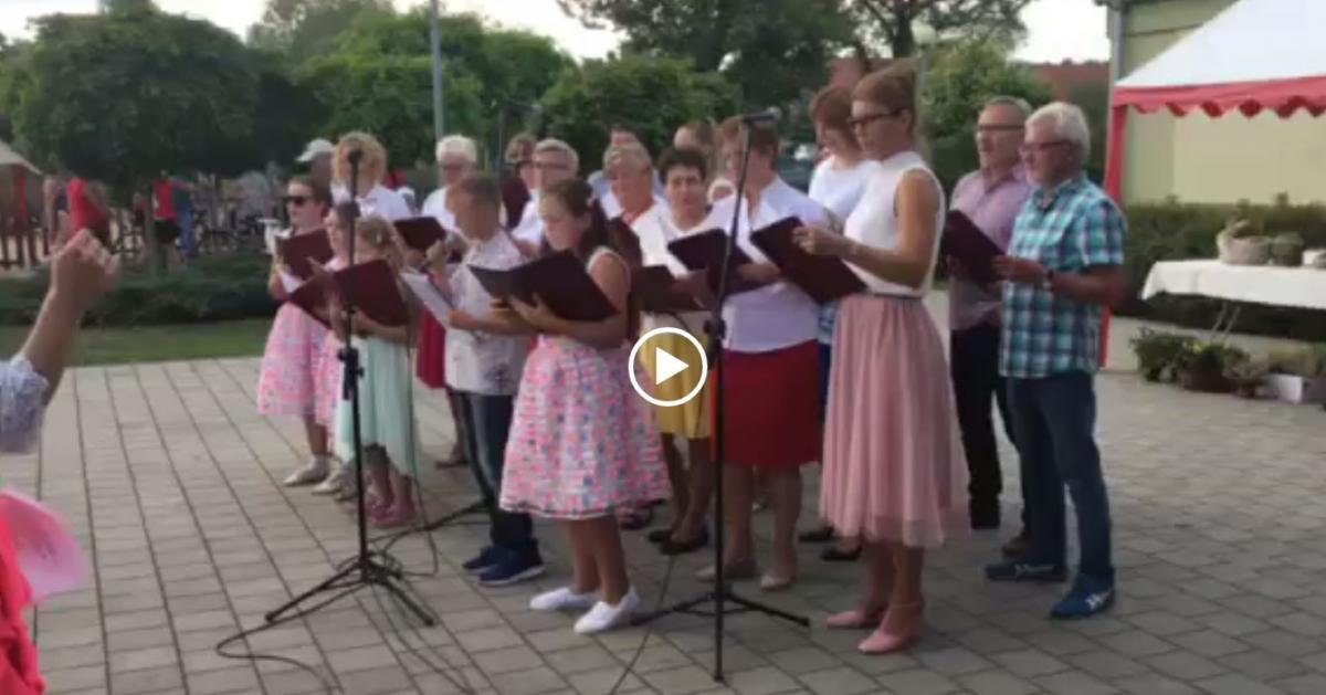 Festyn parafialny w Radeczu i występ chóru Oremus