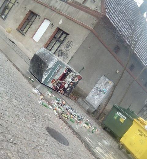 Wołów. Mieszkańcy nie szanują swojego miasta?
