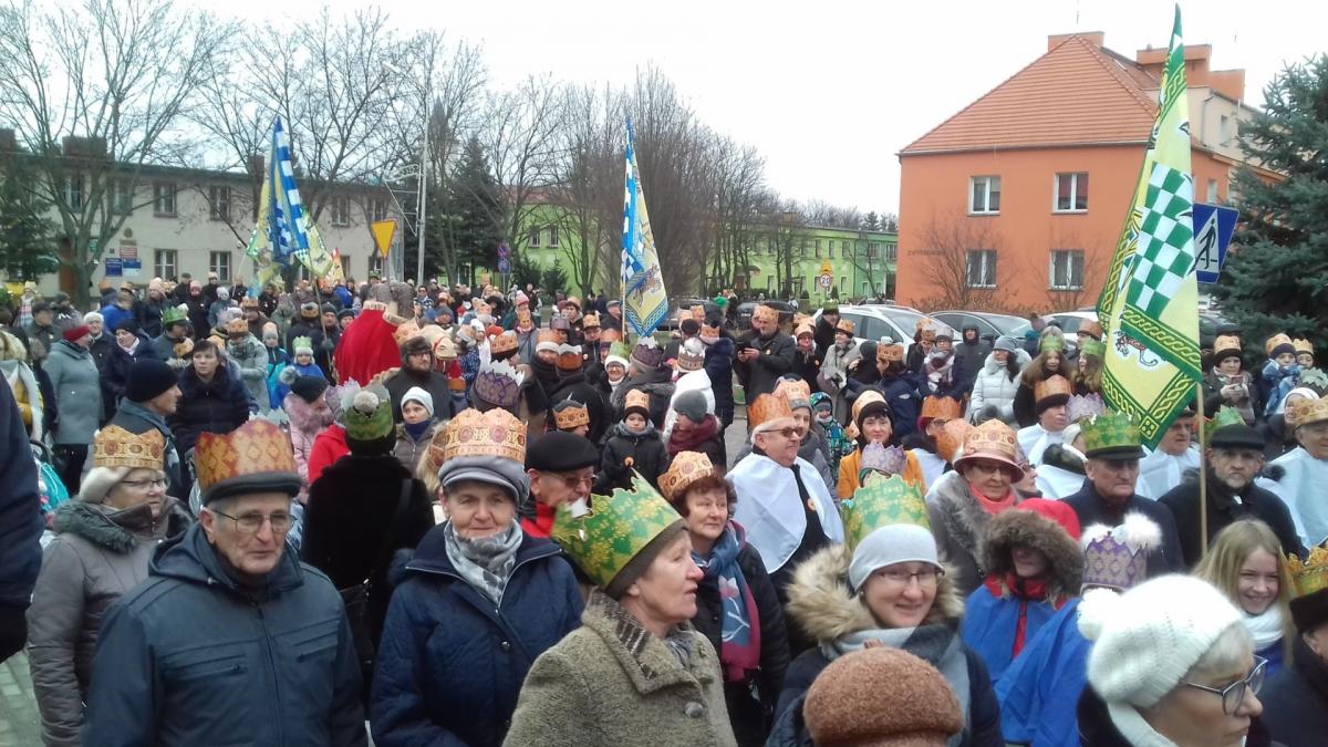 Orszak Trzech Króli w Brzegu Dolnym - wideo i zdjęcia