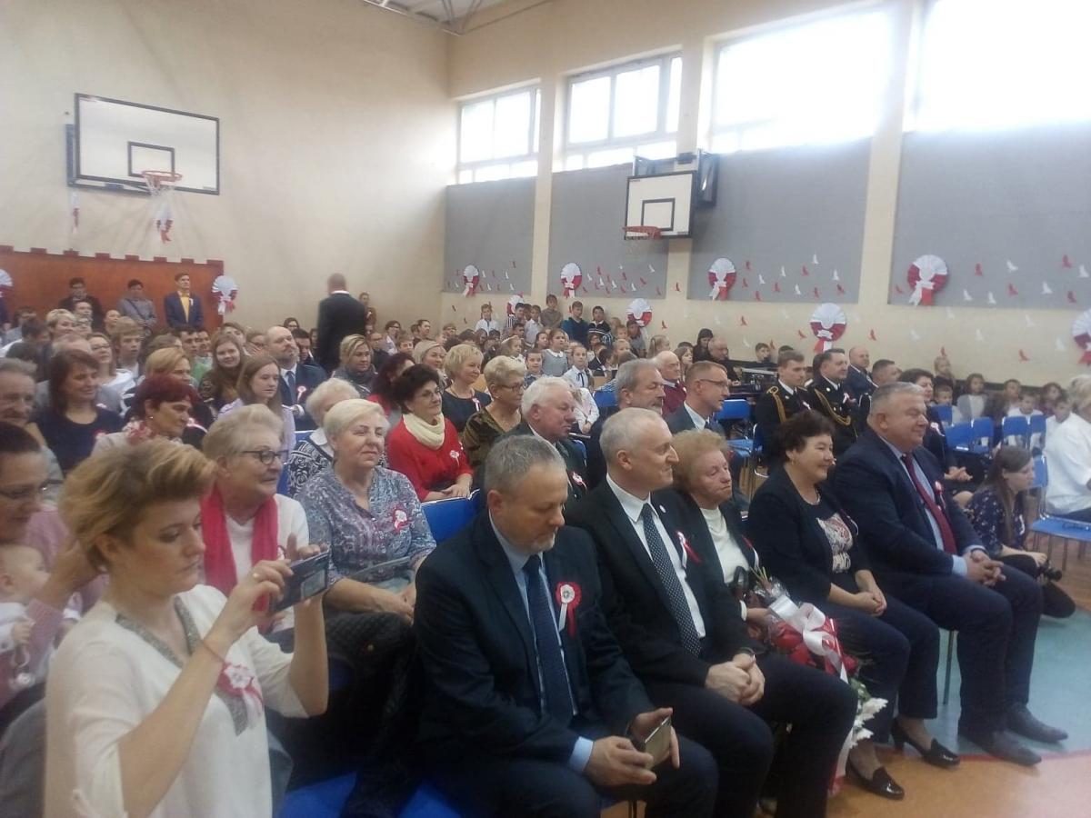 Lubiąż, uroczystości patriotyczne - wideo