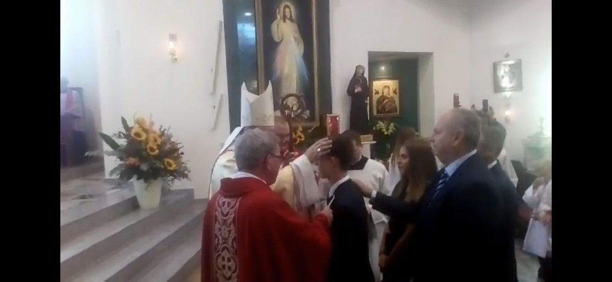 Bierzmowanie w kościele pod wezwaniem Najświętszej Marii Panny