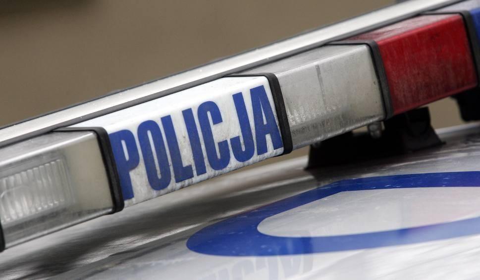 Poszukiwany sam zadzwonił na policję!