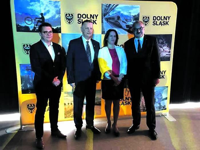 100 lat niepodległości, 100 lat samorządu