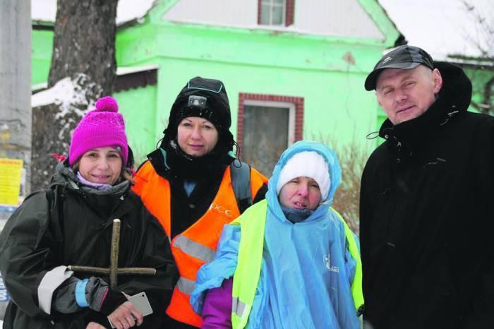 Szli w mrozie 43 km - Droga krzyżowa