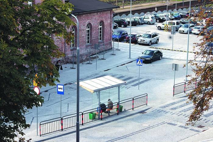 Prace w Wołowie przy ul. Kolejowej idą pełną parą- Dworzec zamknięty.Gdzie kupimy bilet?