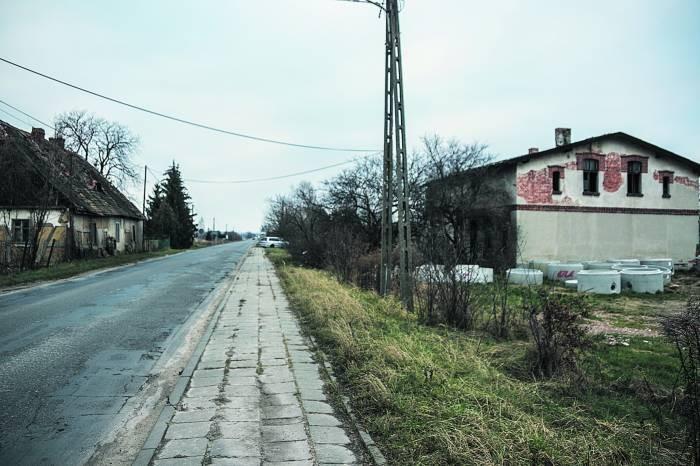 Ulica wiejska wstrzymana!! Interwencja