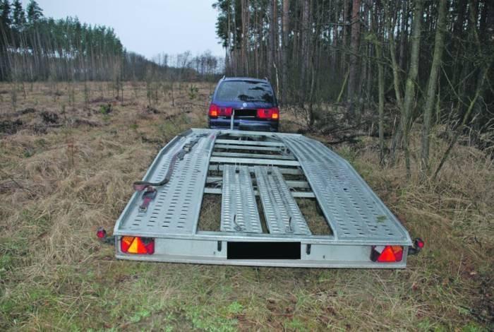 Tym razem zginęło audi w Brzegu Dolnym. Mamy kolejną szajkę złodziei aut w powiecie?