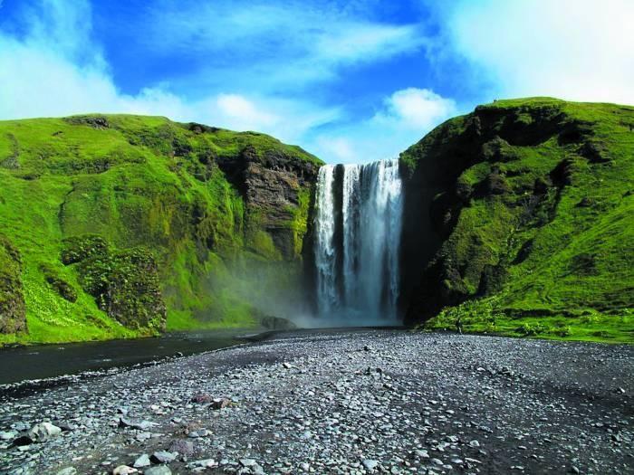 Islandia w 5 dni. Surowa przyroda i gorące źródła