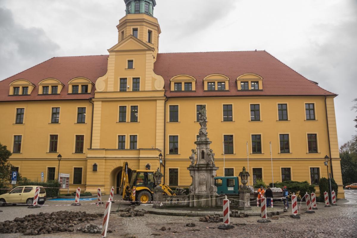 Pozbywają się słupków (wideo)