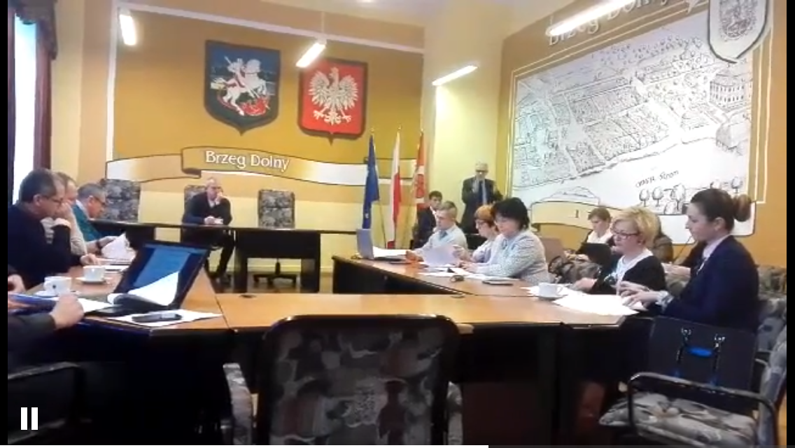 Reforma oświaty w Brzegu Dolnym. Jakie zmiany czekają szkoły ?(video)