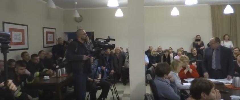 Radny Stanisław Tolisz o OSP podczas sesji nadzwyczajnej w Wińsku (video)