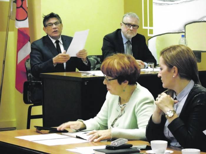 Burmistrz Brzegu Dolnego zamiast dać pieniądze spółce, sam wyremontuje szpital