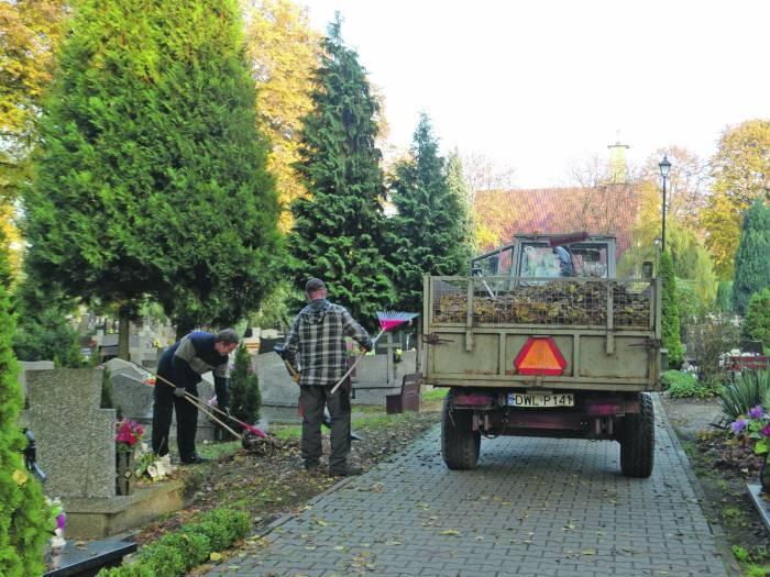 Cmentarze się przepełniają. Gdzie nas będą chować?