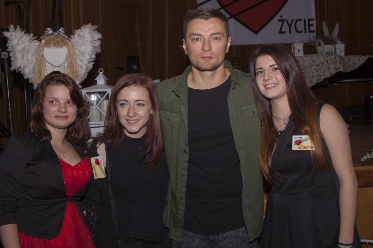 Gwiazda muzyki na konkursie w Lubiążu