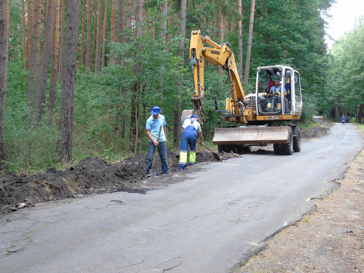 Budują nową drogę Radecz - Jodłowice (video)