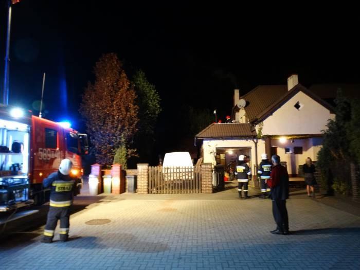 Brzeg Dolny: sadza w kominie wywołała pożar