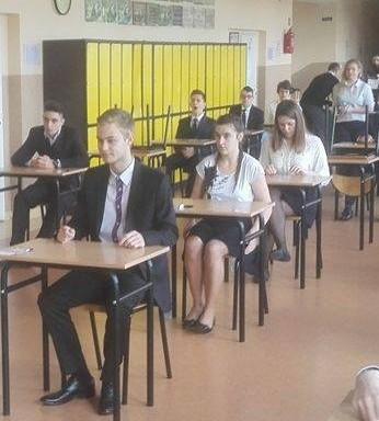 Egzamin gimnazjalny rozpoczęty (video)