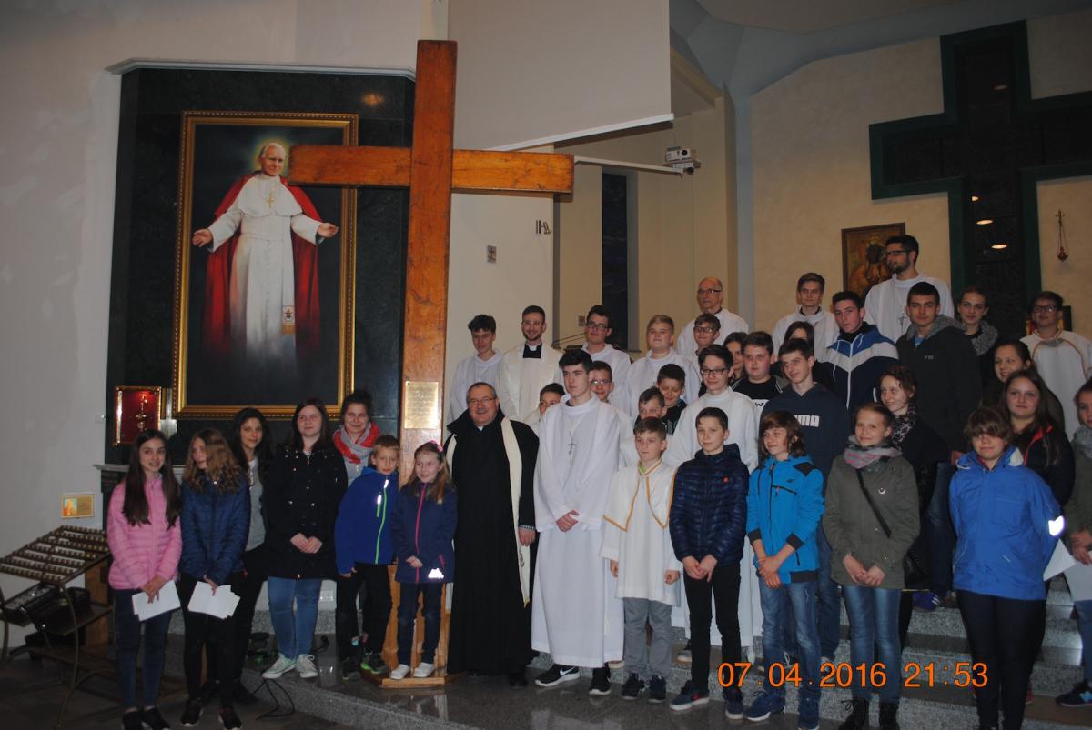 Symbole Światowych Dni Młodzieży w Brzegu Dolnym (foto)