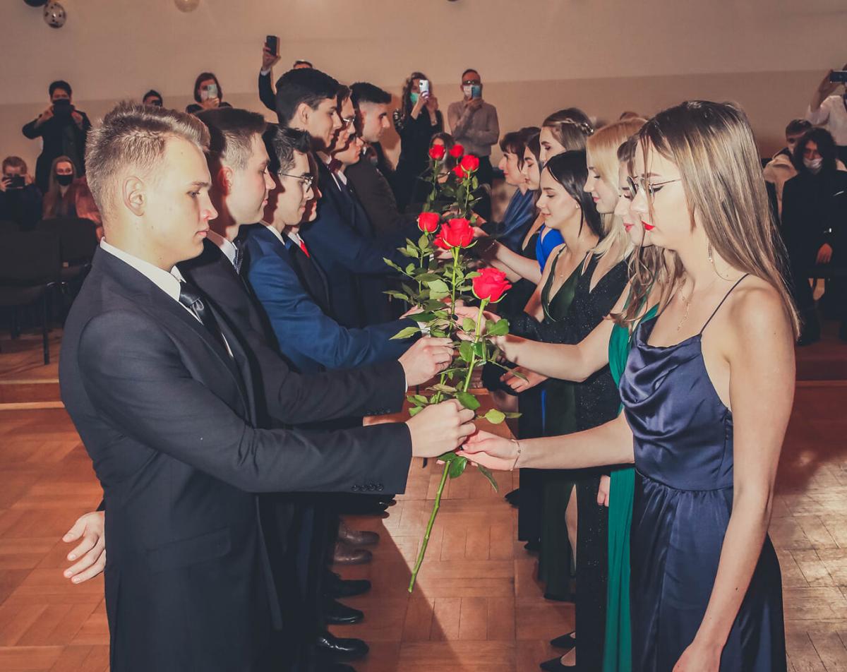 Tak bawili się maturzyści z wołowskiego LO [FOTO]