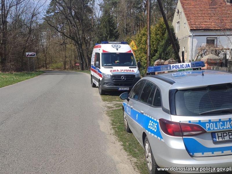 Policjanci pomogli kobiecie podczas niespodziewanego ataku epilepsji