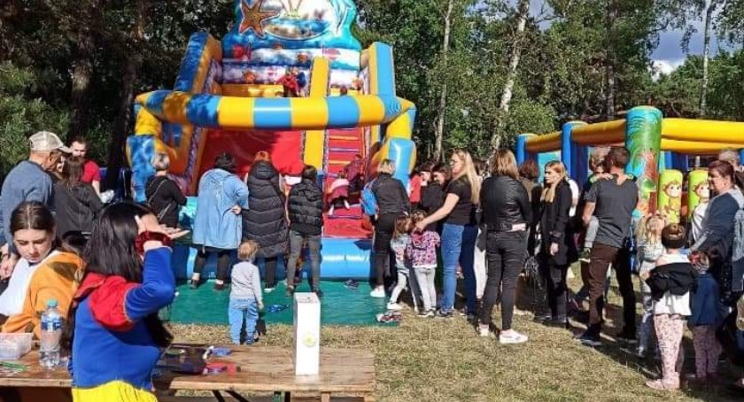 Słońce i uśmiechy. Rodzinny piknik w Brzegu Dolnym