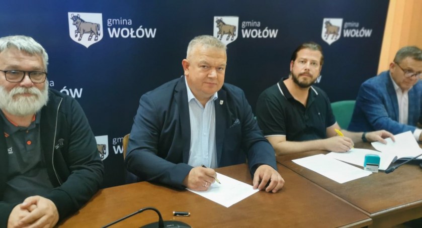 Ruszy budowa chodnika w Mojęcicach