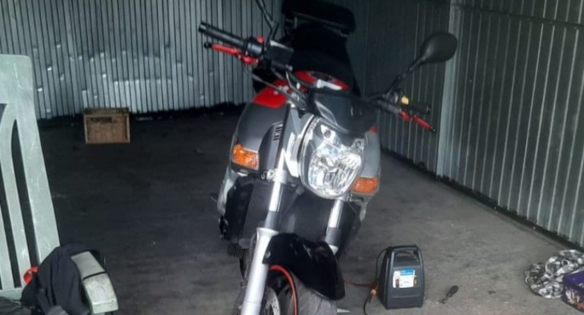 Za kradzież motocykla odpowie przed sądem