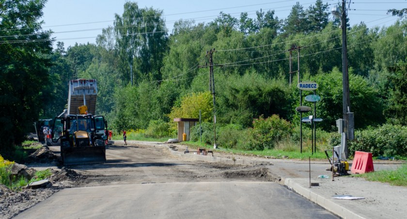 Utrudnienia dla kierowców niedaleko Brzegu Dolnego