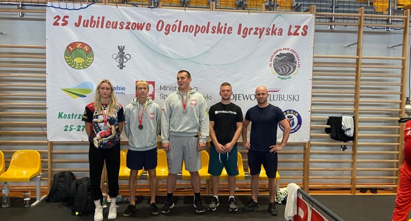 Zawodnicy z Brzegu Dolnego na jubileuszowych igrzyskach