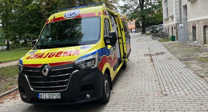 Nowa karetka dla wołowskiego pogotowia ratunkowego