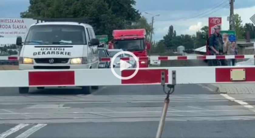 Kierowca wjechał za szlaban [WIDEO]