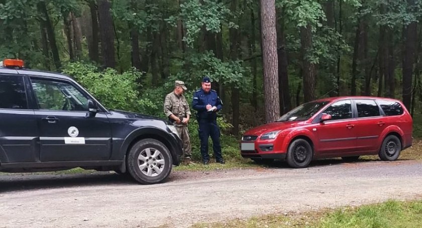 Wspólne działania policji i straży leśnej