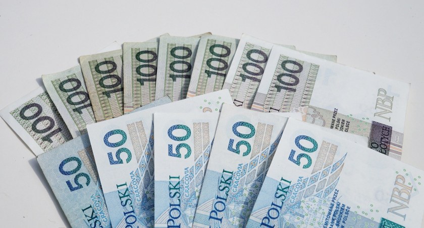 ZUS zakończył wypłatę dodatkowej 14. emerytury