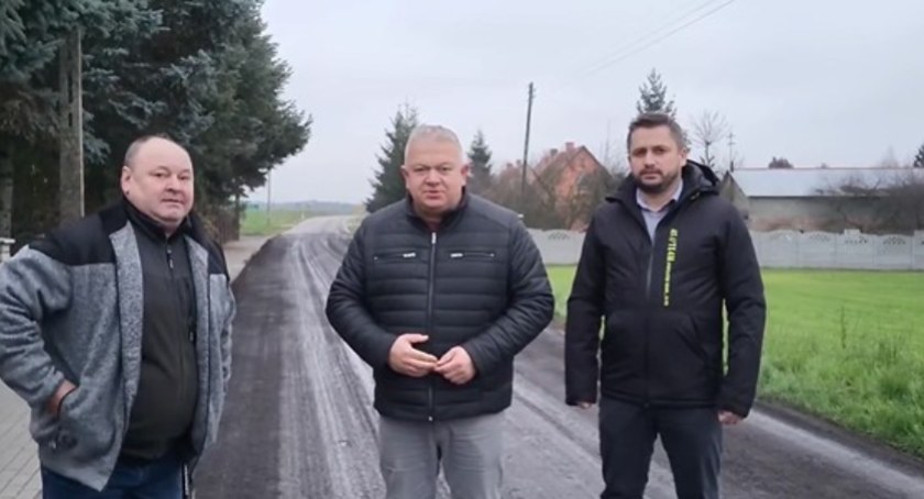 Ruszył remont drogi w Moczydliny Dworskiej [WIDEO]