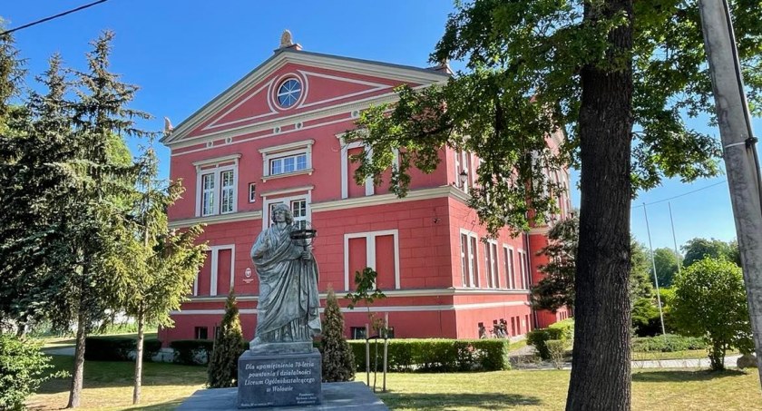 Wołowskie liceum do likwidacji? Słodka zemsta